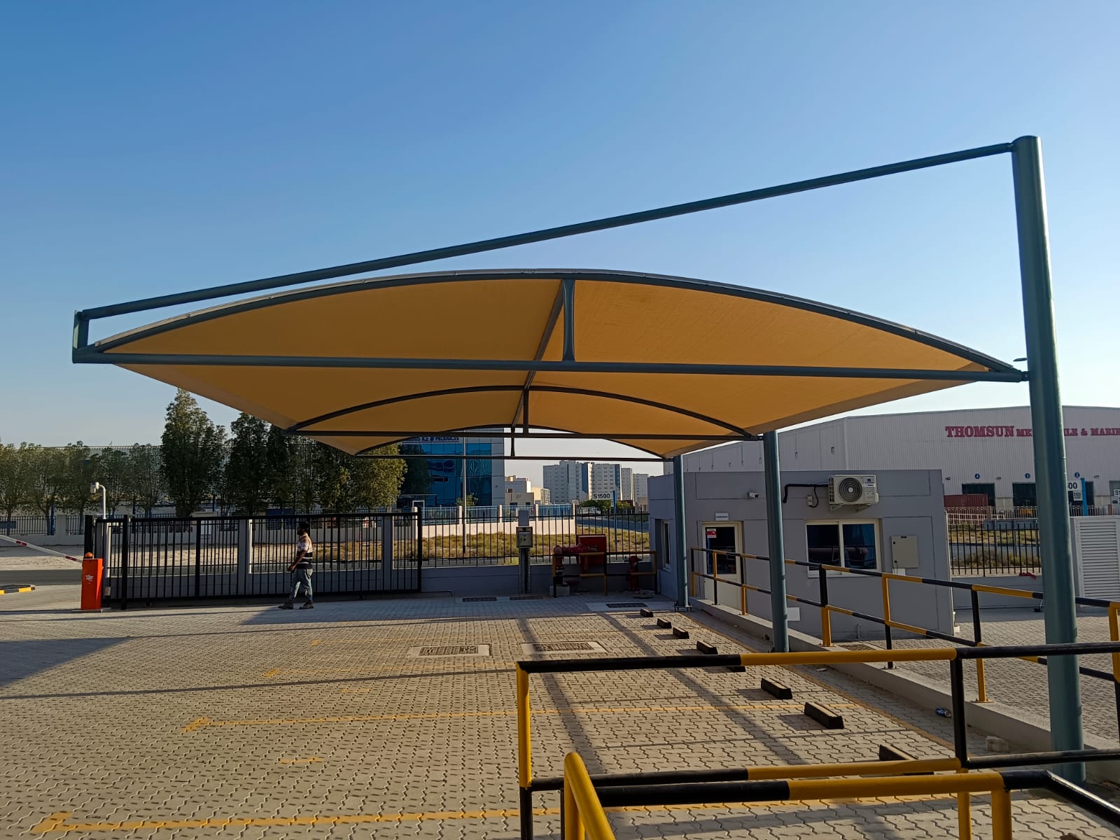 Cantilever parking shade for villa in Dubai